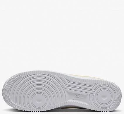 Кроссовки Nike AIR FORCE 1 07 белые DV3505-101