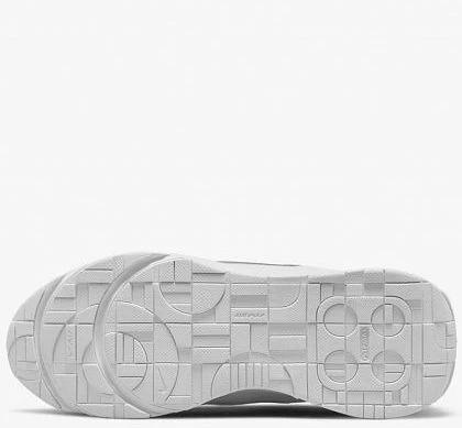 Кроссовки женские Nike AIR MAX INTRLK LITE белые DV5695-100