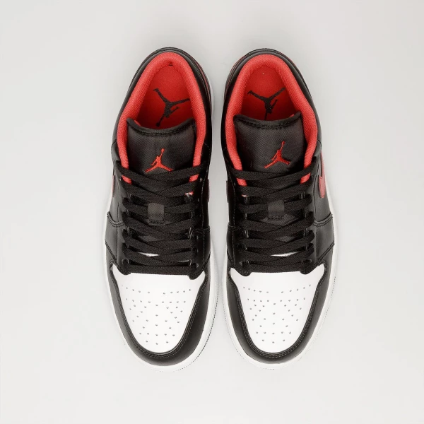 Кроссовки Nike AIR JORDAN 1 LOW черно-бело-красные 553558-063