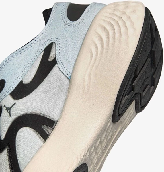 Кроссовки женские Nike JORDAN DELTA 3 LOW голубые FB9829-401