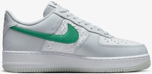 Кроссовки Nike AIR FORCE 1 07 белые FD0667-001