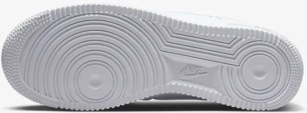 Кросівки жіночі Nike WMNS AIR FORCE 1 07 SE білі DV7584-100