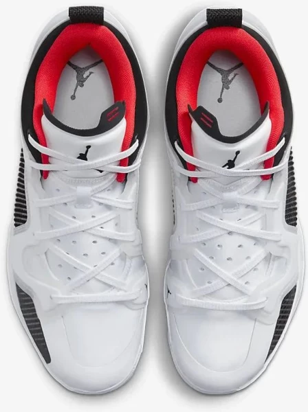 Кросівки баскетбольні Nike JORDAN AIR XXXVII LOW біло-чорно-червоні DQ4122-100