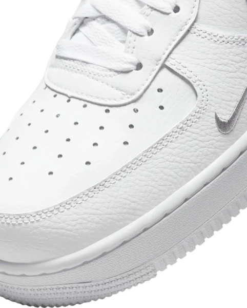 Кроссовки Nike AIR FORCE 1 07 белые FD0654-100
