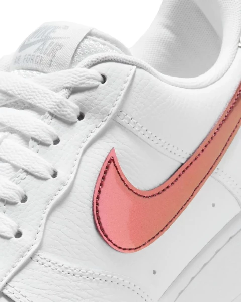 Кроссовки Nike AIR FORCE 1 07 белые FD0654-100