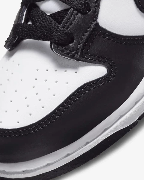 Кросівки дитячі Nike DUNK LOW (PS) чорно-білі CW1588-100