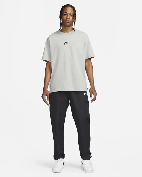 Футболка Nike M NSW PREM ESSNTL SUST TEE сіра DO7392-063
