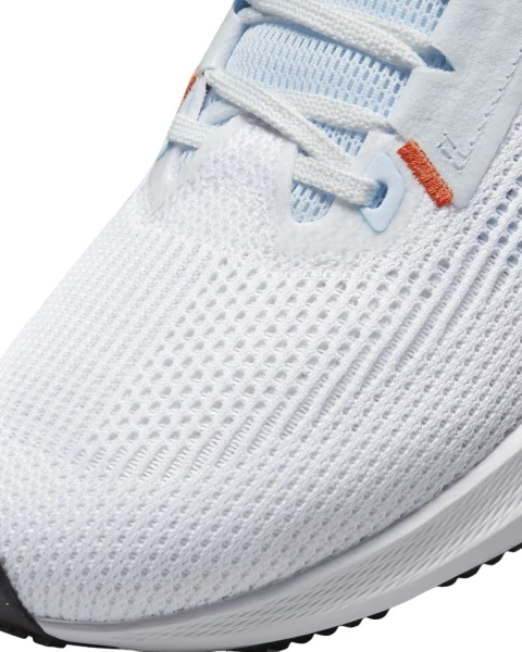 Ккросівки бігові жіночі Nike AIR ZOOM PEGASUS 40 біло-блакитні DV3854-102