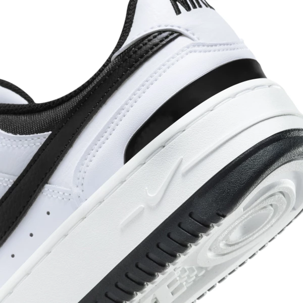 Кроссовки женские Nike GAMMA FORCE бело-черные DX9176-100