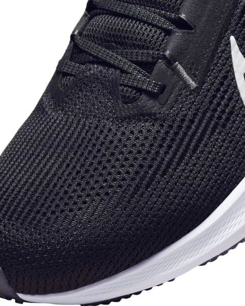 Кросівки бігові Nike AIR ZOOM PEGASUS 40 чорні DV3853-001
