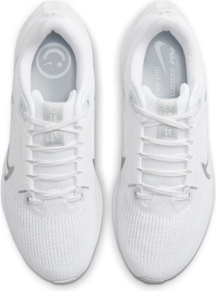 Кроссовки беговые  женские Nike AIR ZOOM PEGASUS 40 белые DV3854-101