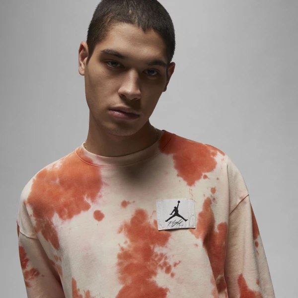 Футболка Nike MJ ESS STMT OVSZ GFX SS CREW бежево-жовтогаряча DX9583-111