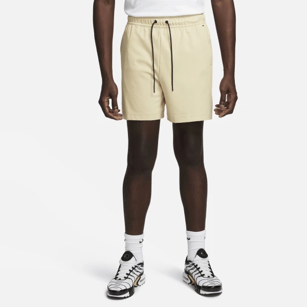 Шорти Nike M NK TECH LGHTWHT SHORT бежеві DX0828-783