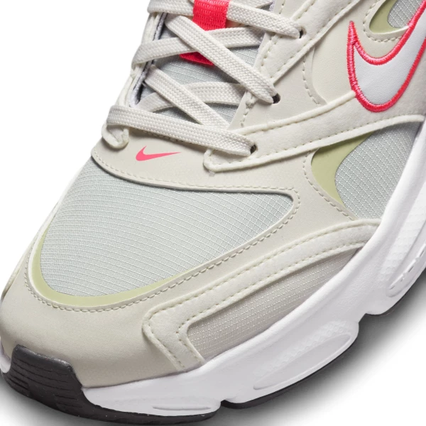 Кросівки бігові жіночі Nike W ZOOM AIR FIRE різнокольорові DV1129-002
