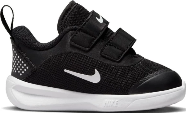 Кроссовки детские Nike OMNI MULTI-COURT (TD) черно-белые DM9028-002