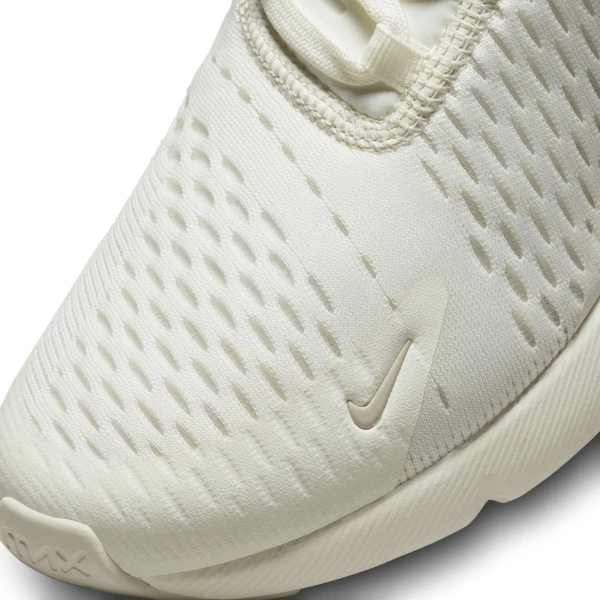 Кросівки жіночі Nike W AIR MAX 270 білі FB2934-100