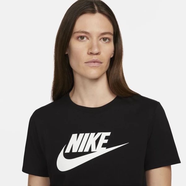 Футболка жіноча Nike W NSW TEE ESSNTL ICN FTRA чорна DX7906-010