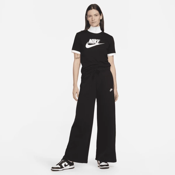 Футболка жіноча Nike W NSW TEE ESSNTL ICN FTRA чорна DX7906-010