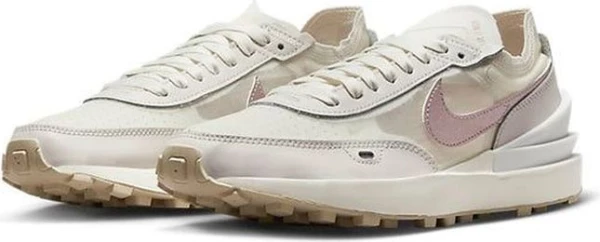 Кросівки жіночі Nike WAFFLE ONE ESS бежеві FB1298-101
