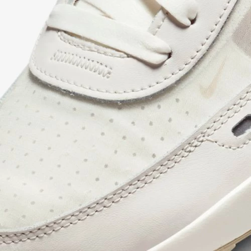 Кросівки жіночі Nike WAFFLE ONE ESS бежеві FB1298-101