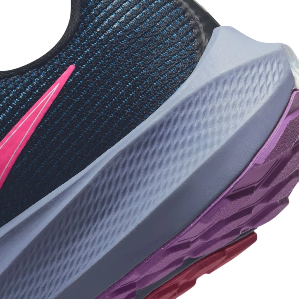 Кросівки бігові Nike AIR ZOOM PEGASUS 40 SE чорно-сині FB7180-001