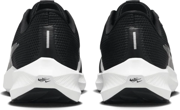 Кросівки бігові Nike AIR ZOOM PEGASUS 40 PRM чорні FB7179-001