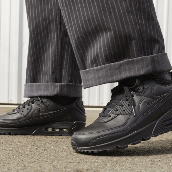 Кроссовки Nike AIR MAX 90 LTR черные CZ5594-001