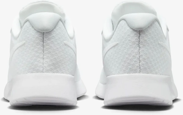 Кроссовки женские Nike TANJUN FLYEASE белые DV7786-101