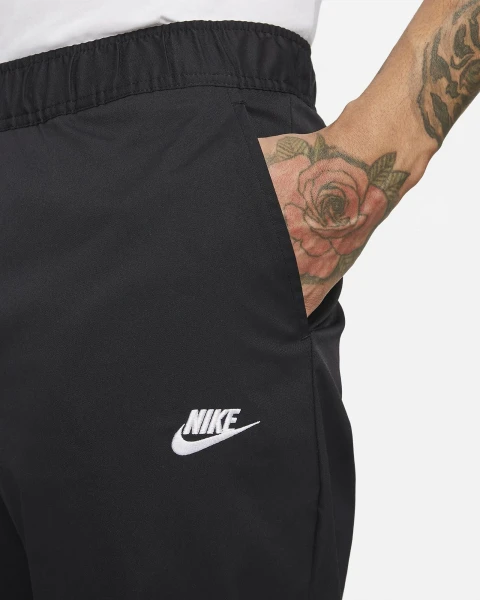 Спортивні штани Nike CLUB TAPER LEG PANT чорні DX0623-010