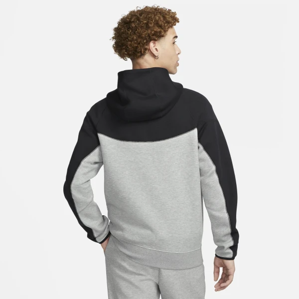 Толстовка Nike M NK TCH FLC FZ WR HOODIE сіро-чорна FB7921-064