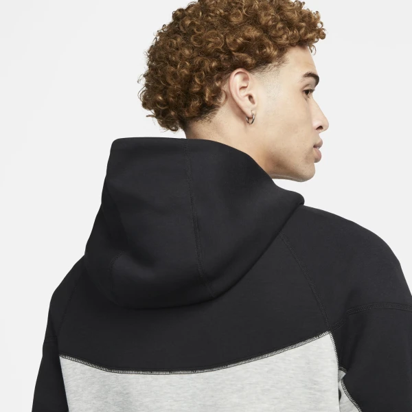 Толстовка Nike M NK TCH FLC FZ WR HOODIE сіро-чорна FB7921-064