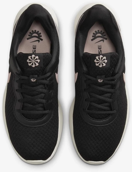 Кроссовки женские Nike TANJUN FLYEASE черно-розовые DV7786-002