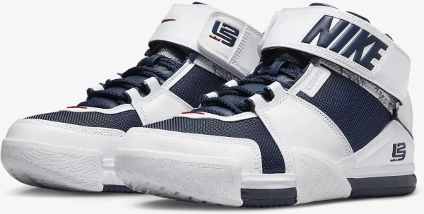 Кросівки баскетбольні Nike ZOOM LEBRON II біло-темно-сині DR0826-100
