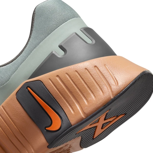 Кросівки для тренувань Nike FREE METCON 5 сірі DV3949-301
