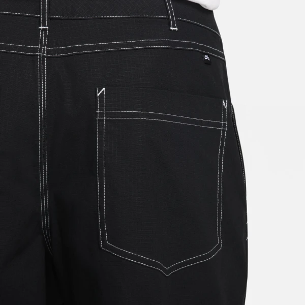 Спортивные штаны Nike PANT черные FB8428-010