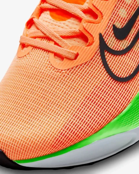 Кроссовки беговые женские Nike WMNS ZOOM FLY 5 оранжевые DM8974-800