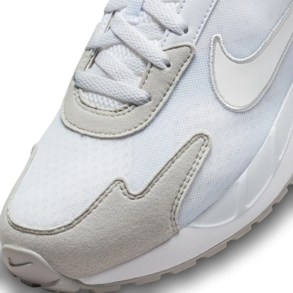 Кросівки Nike AIR MAX SOLO білі DX3666-003