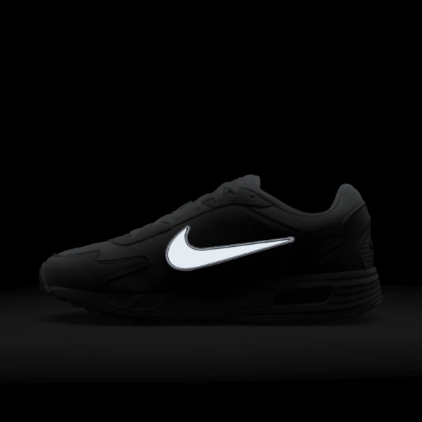 Кросівки Nike AIR MAX SOLO білі DX3666-003