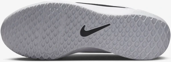 Кроссовки теннисные Nike ZOO COURT LITE 3 черно-белые DV3258-101