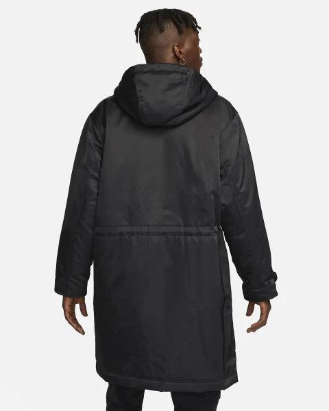 Парка Nike CLUB STADIUM PARKA черная FB7320-010