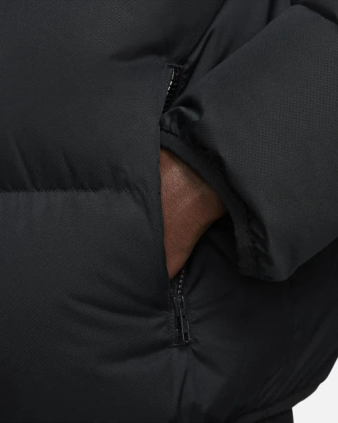 Куртка Nike M NK CLUB PUFFER JKT черная FB7368-010