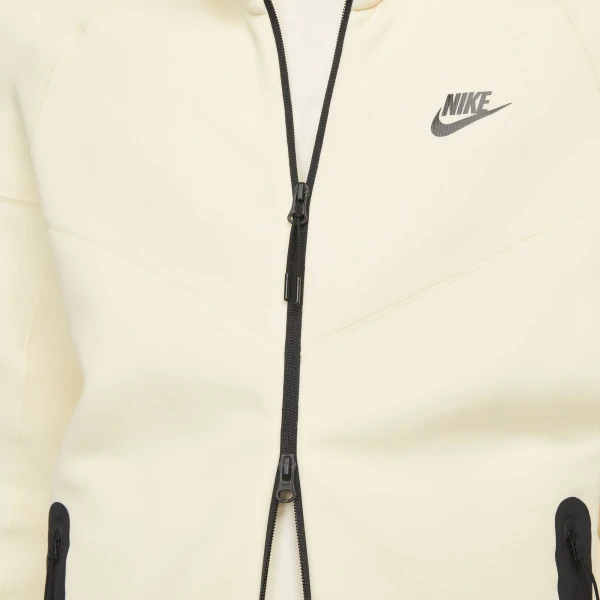 Толстовка Nike M NK TCH FLC FZ WR HOODIE молочная FB7921-113