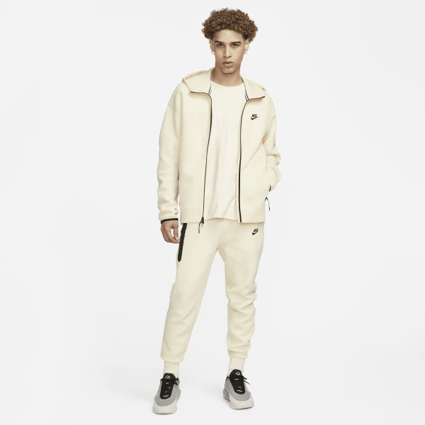 Толстовка Nike M NK TCH FLC FZ WR HOODIE молочная FB7921-113