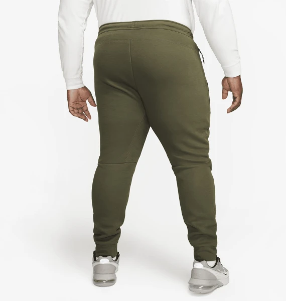 Спортивні штани Nike M NK TCH FLC JGGR оливкові FB8002-222