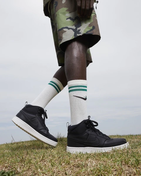 Кросівки Nike COURT VISION MID WNTR чорні DR7882-002