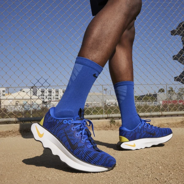 Кросівки Nike MOTIVA сині DV1237-400