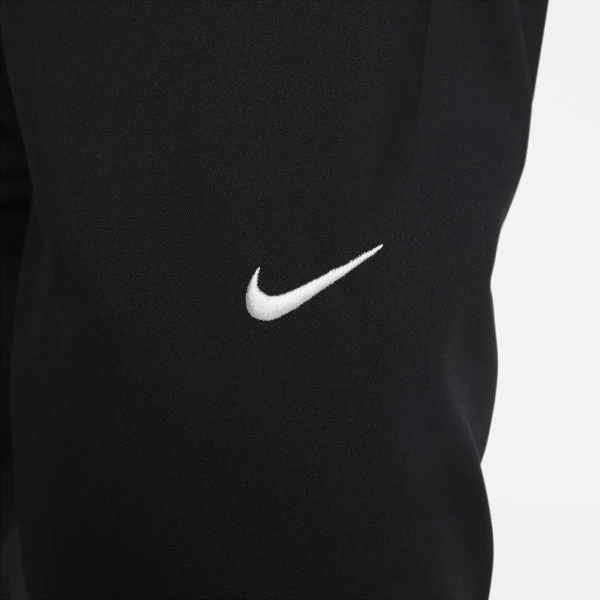 Спортивные штаны Nike TRACK CLUB PANT черные FB5503-010