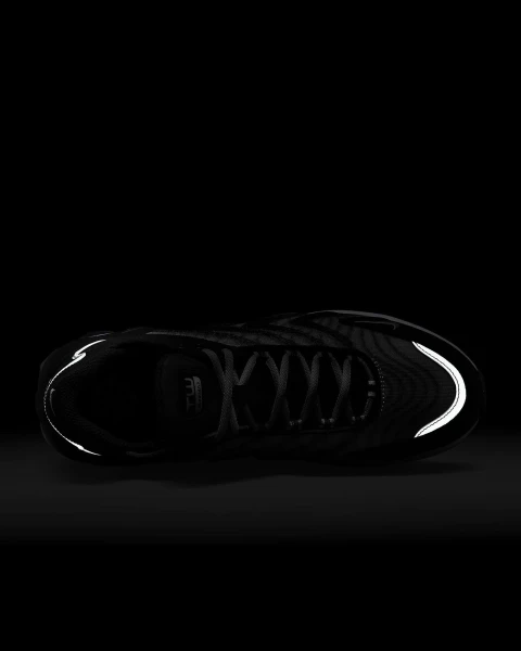 Кроссовки Nike AIR MAX TW черно-белые DQ3984-001