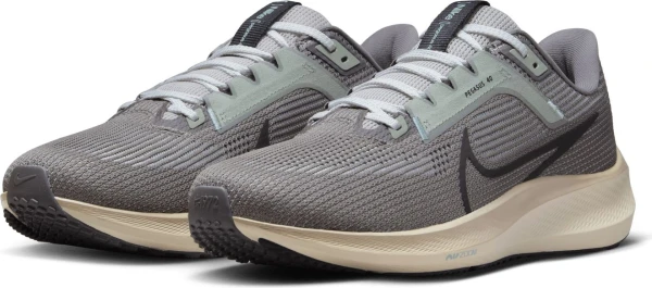 Кросівки бігові Nike AIR ZOOM PEGASUS 40 PRM сірі FN7498-012