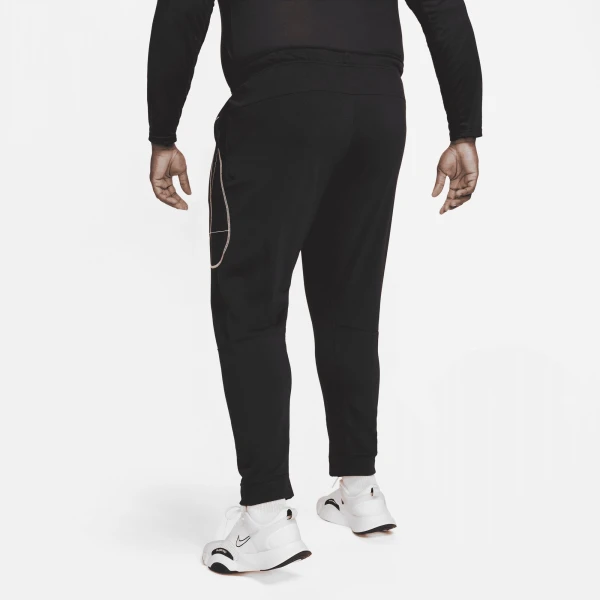 Спортивні штани Nike DF FLC PANT TAPER Q5 чорні DQ6614-010